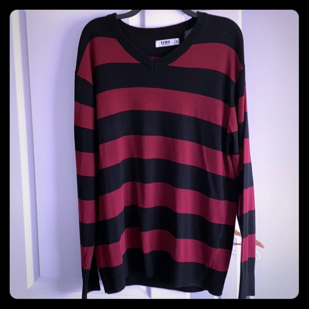 Long sleeve v neck